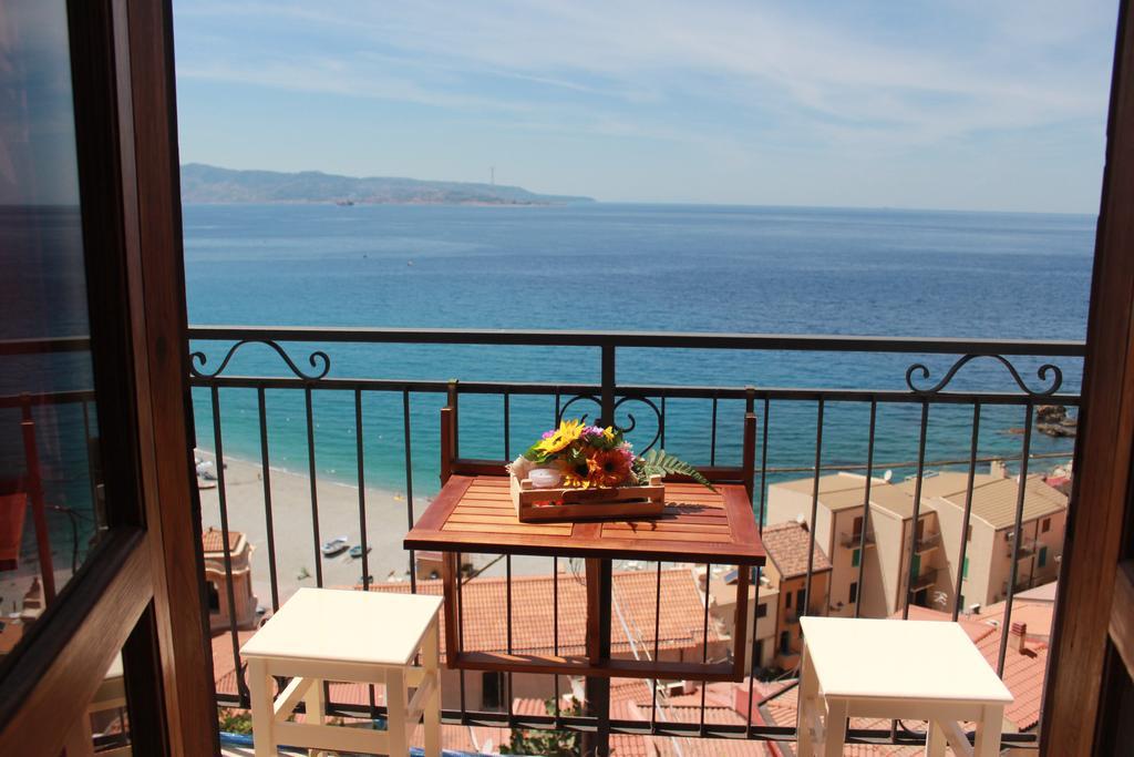 Olimpo Palace Affittacamere Scilla Exterior foto